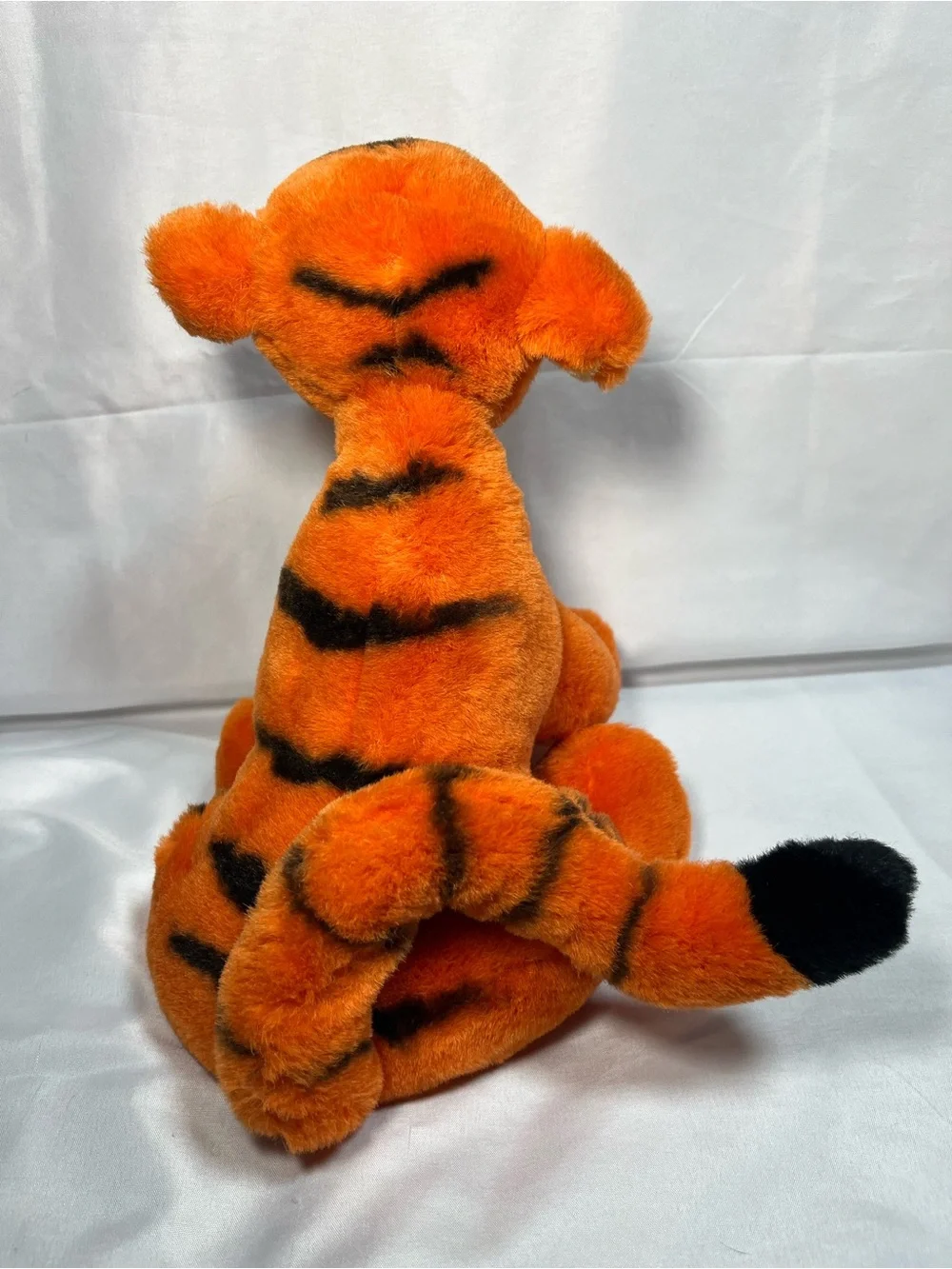 Vintage‎ Walt Disney Tigger 10” Sitting Plush Stuffed Animal Toy Winnie the Pooh
